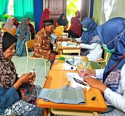 cek kesehatan di sd muhammadiyah 2 bojonegoro
