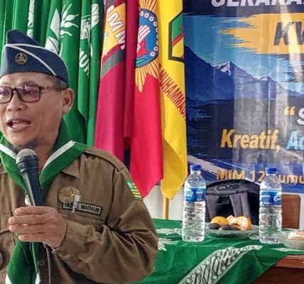 Ahmad Syafi'i saat paparan materi Kemuhammadiyahan pada Jaya Melati 1 Kwarda Bojonegoro